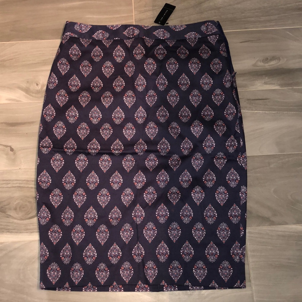 Navy print skirt - THE LIMITED -fully lined, NWT!!